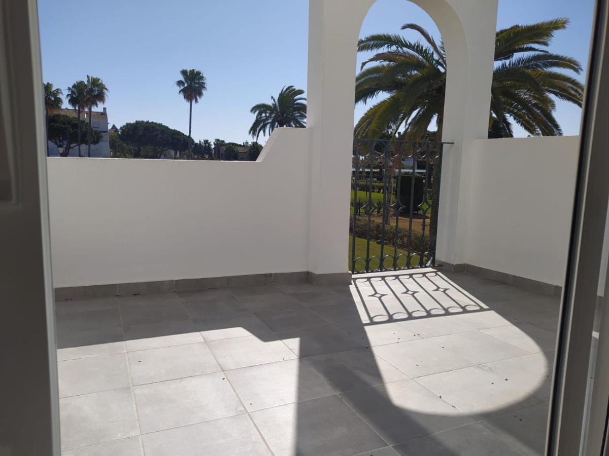 Apartamento Primera Linea De Dos Dormitorios Isla Canela Bagian luar foto