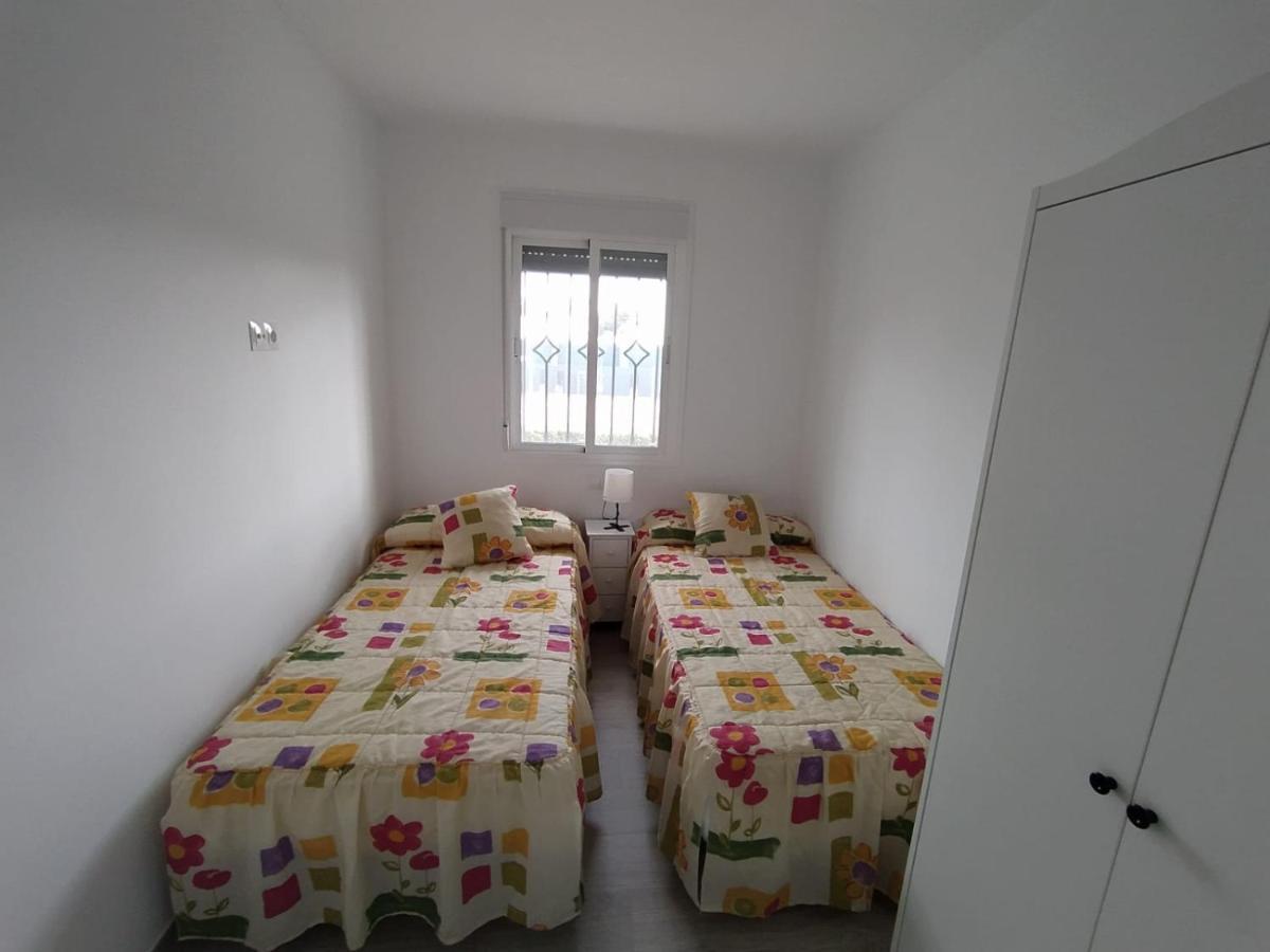 Apartamento Primera Linea De Dos Dormitorios Isla Canela Bagian luar foto